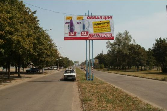 Щит 6x3,  бул. Шевченко, 317 - Фрешмаркет "Брусничка" (Звездный)